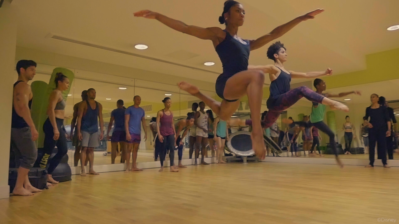 DANCE CLASS